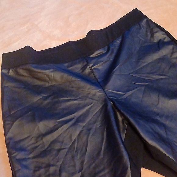 AVA & VIV Womens Black Vegan Leather Pants 3X - Picture 4 of 7